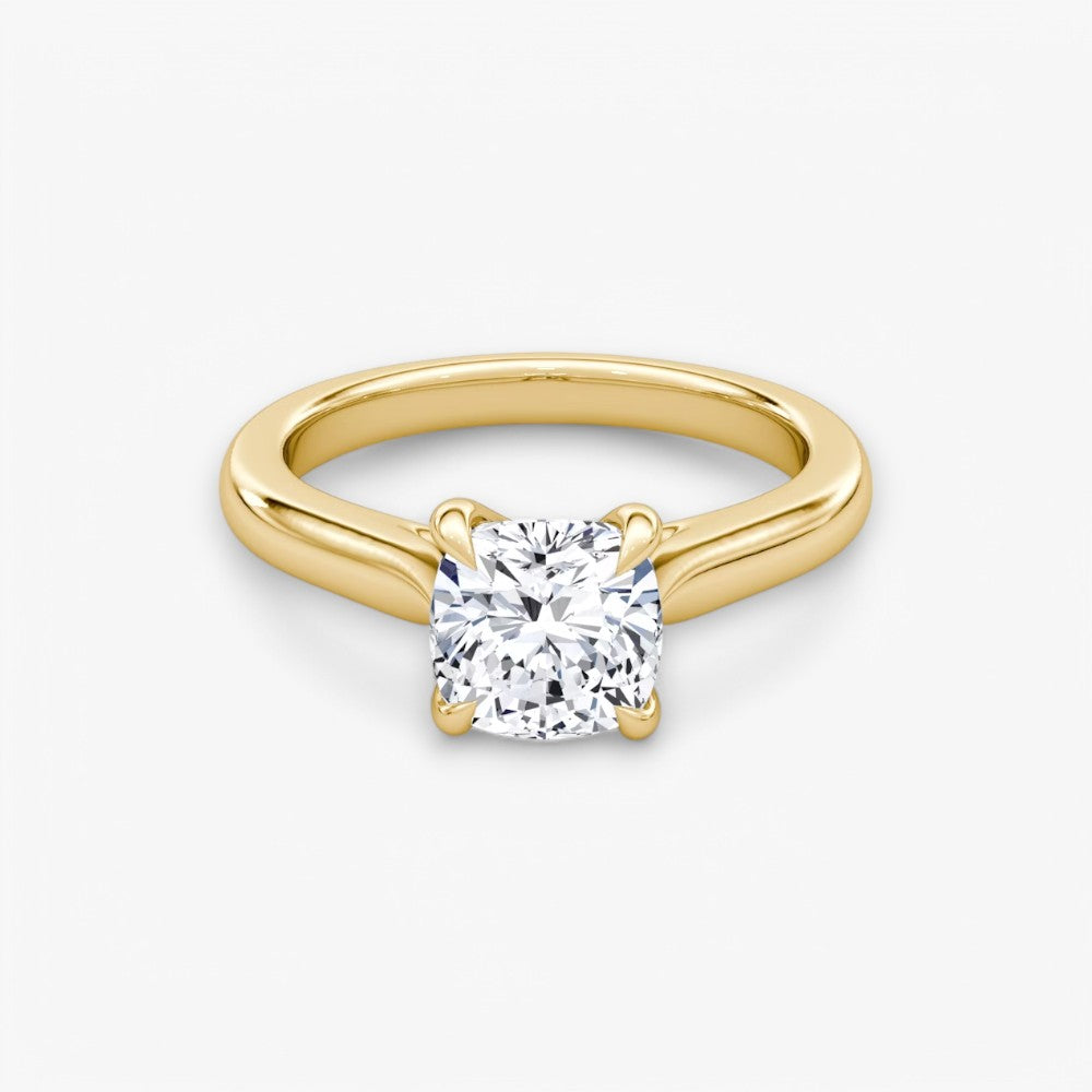 CELINÉ (Cushion Gelbgold ohne Pave natürlicher Diamant)