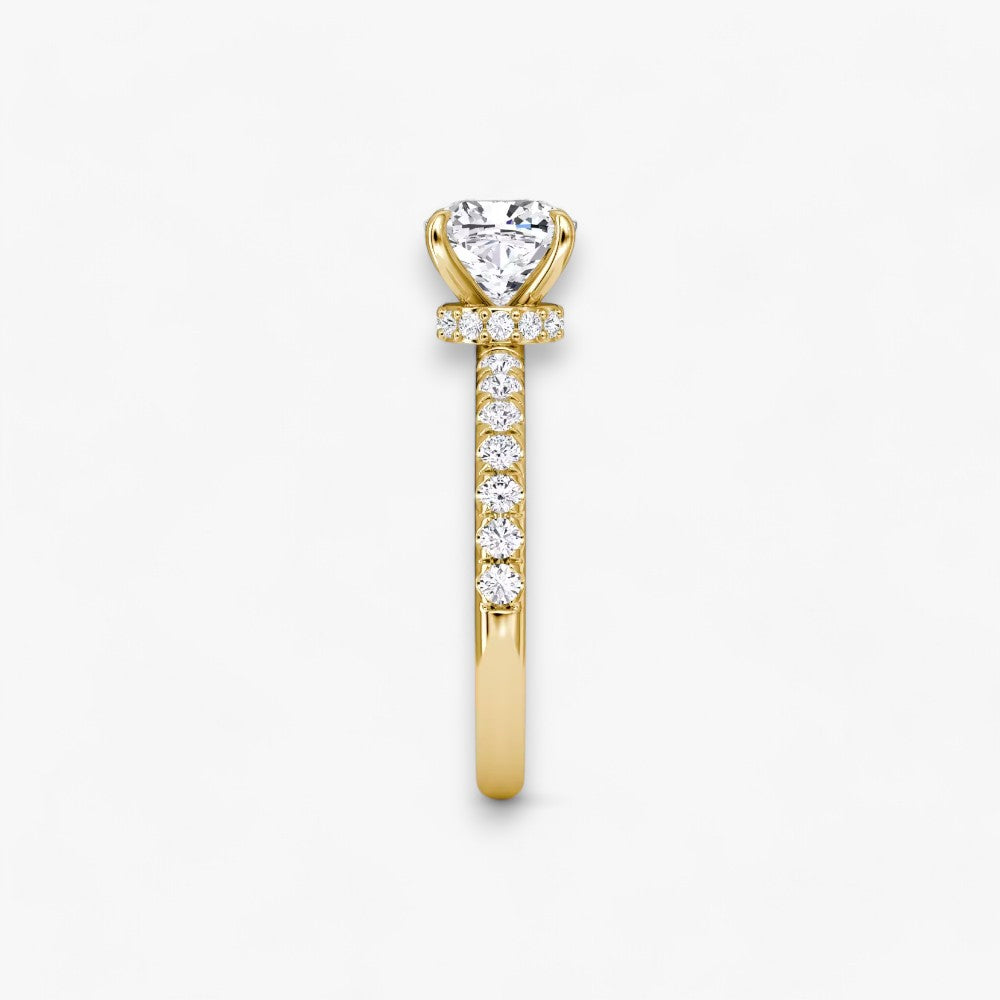 JOIE (Cushion natural diamond yellow gold with pave)