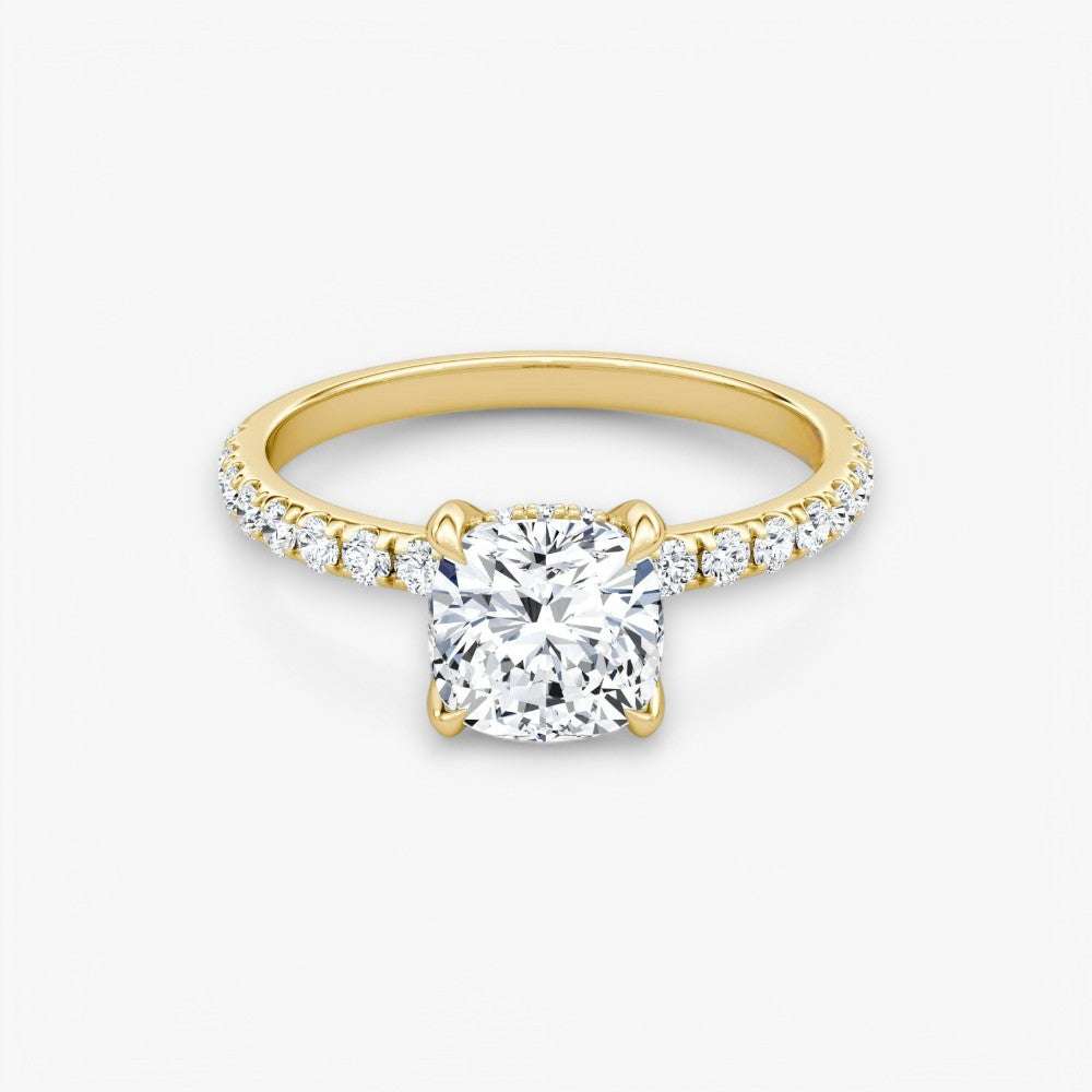 AMOUR (Cushion Gelbgold mit Pave LABGROWN)