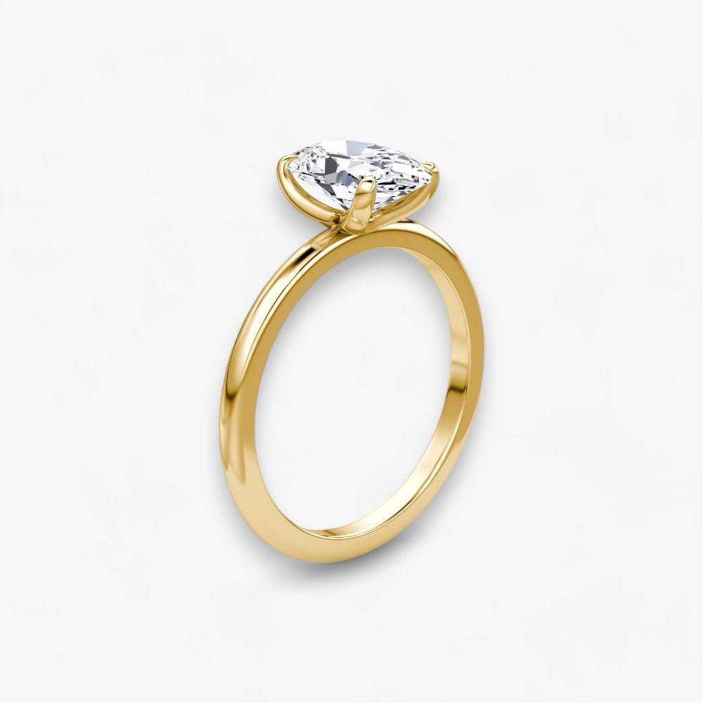 VITRA (Oval Gelbgold ohne Pave LABGROWN)