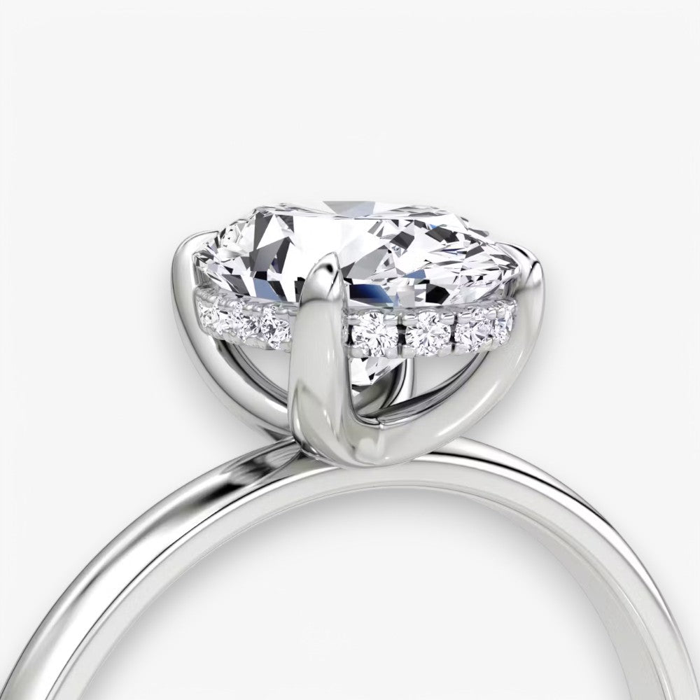 AMOUR (Oval natürlicher Diamant Weissgold ohne Pave)