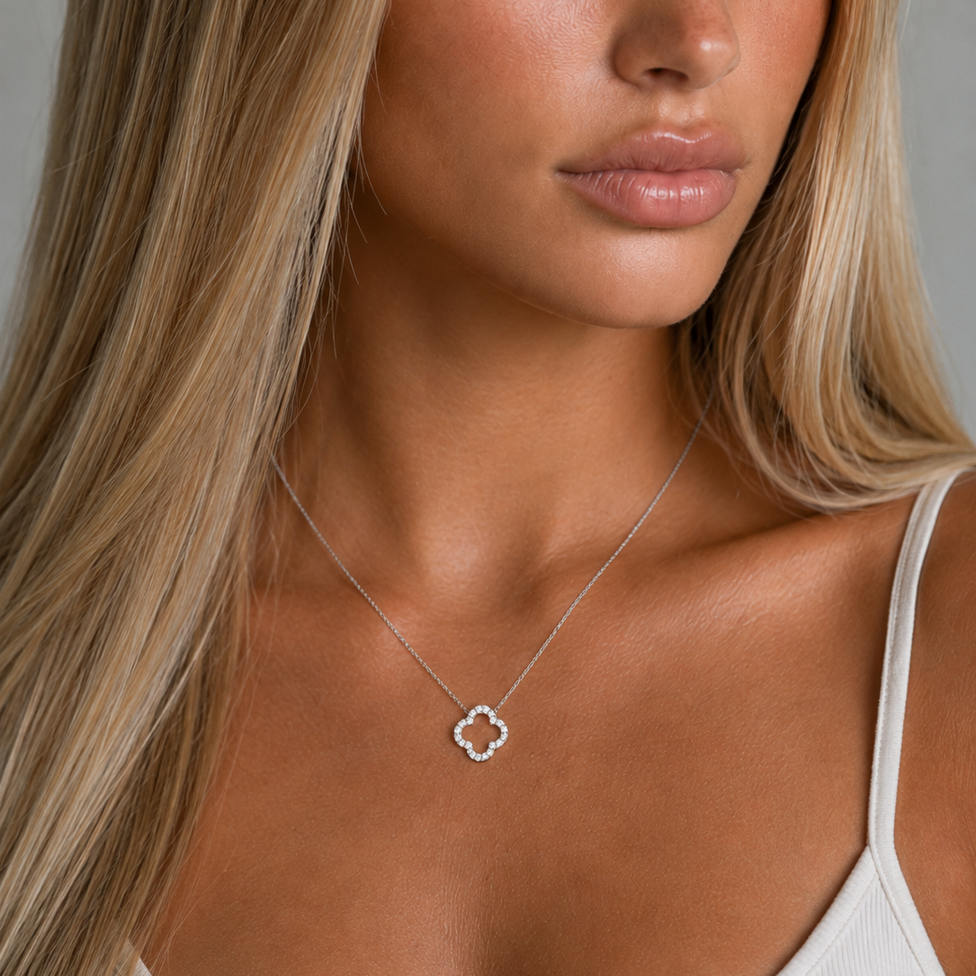 Modern Woman Collier 4P680 in Weißgold – weitere Produktansicht von NÓIR Diamonds