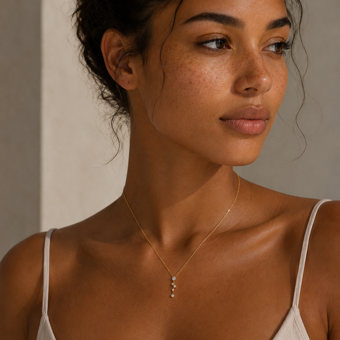 Modern Woman Collier 4O203 in Gelbgold – weitere Produktansicht von NÓIR Diamonds