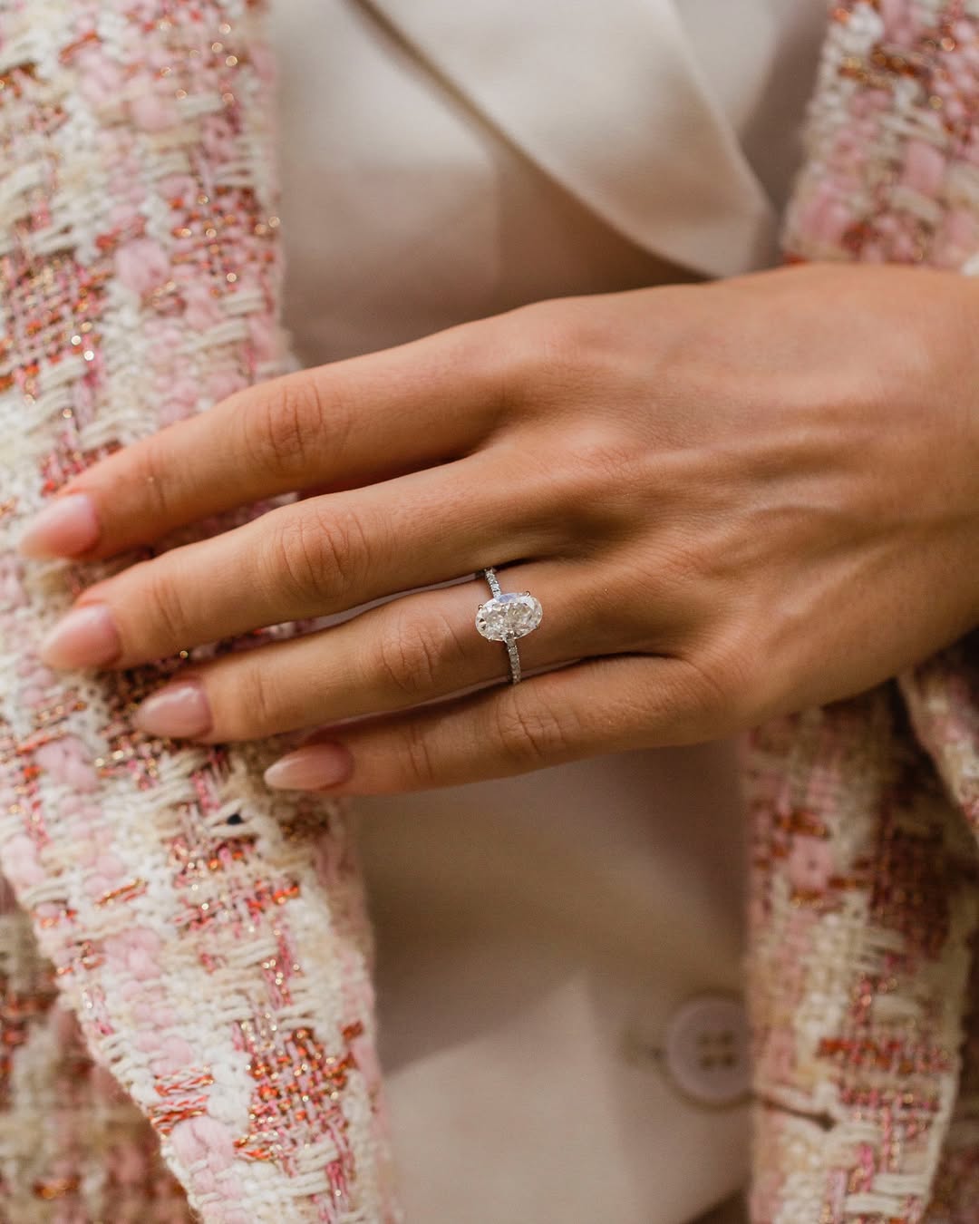 AMOUR (Oval natürlicher Diamant Rosegold mit Pave)