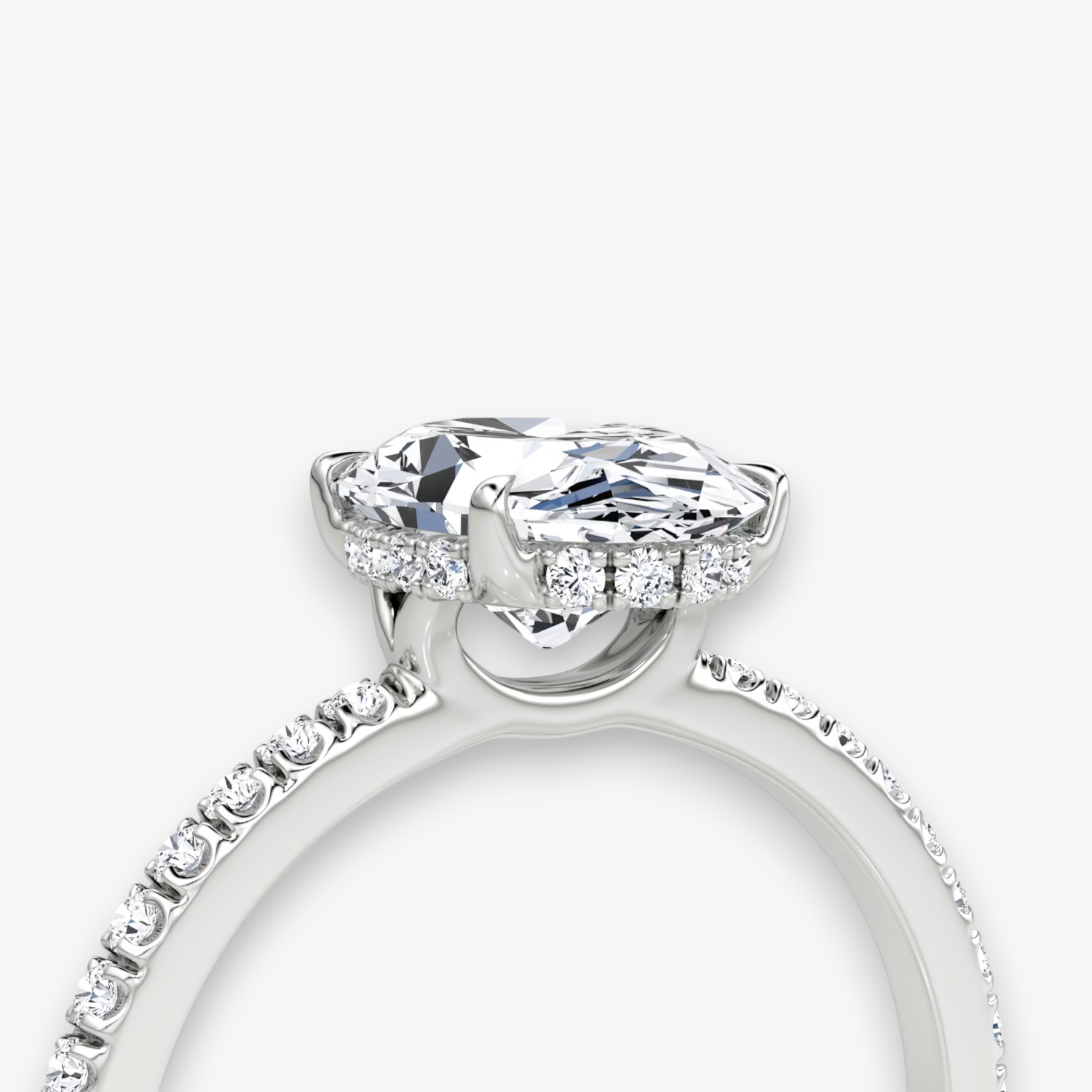 VALOR (Oval Platin mit Pave LABGROWN)