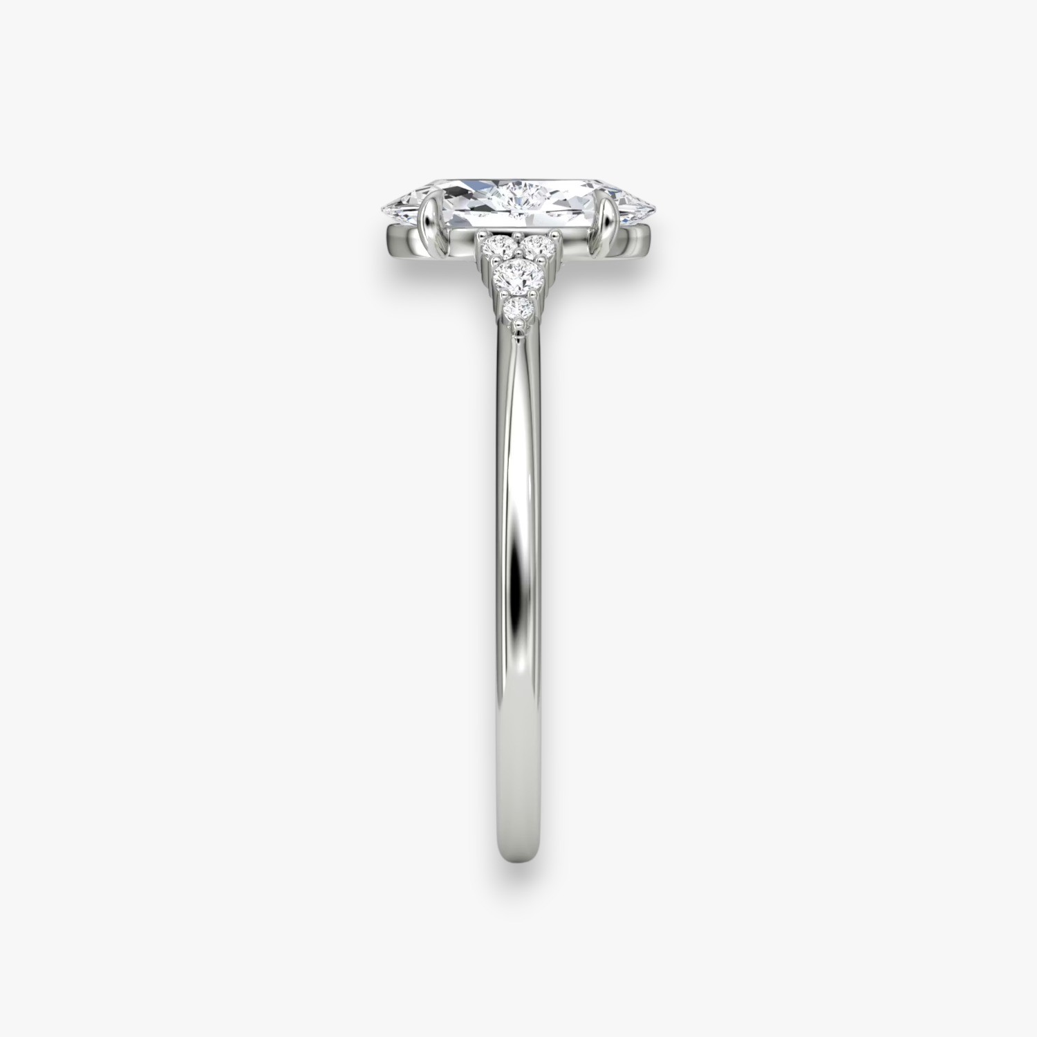 FLEUR (Oval Weissgold natürliche Diamanten)
