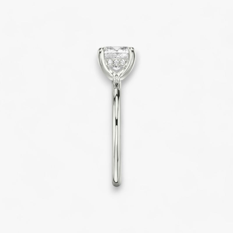 AMOUR (Cushion Platinum without Pave Natural Diamond)
