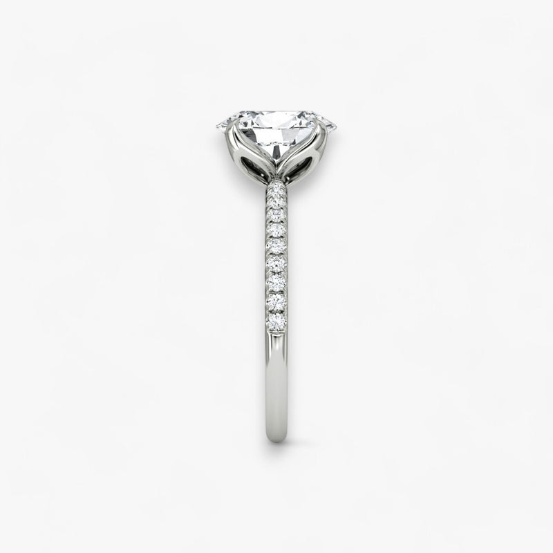 VENT (Oval White Gold with Pave LABGROWN)