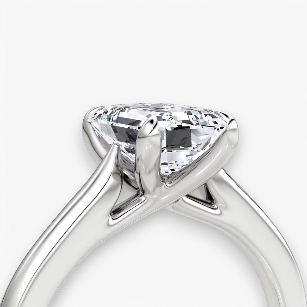 CELINÉ (Emerald Platin ohne Pave natürlicher Diamant)
