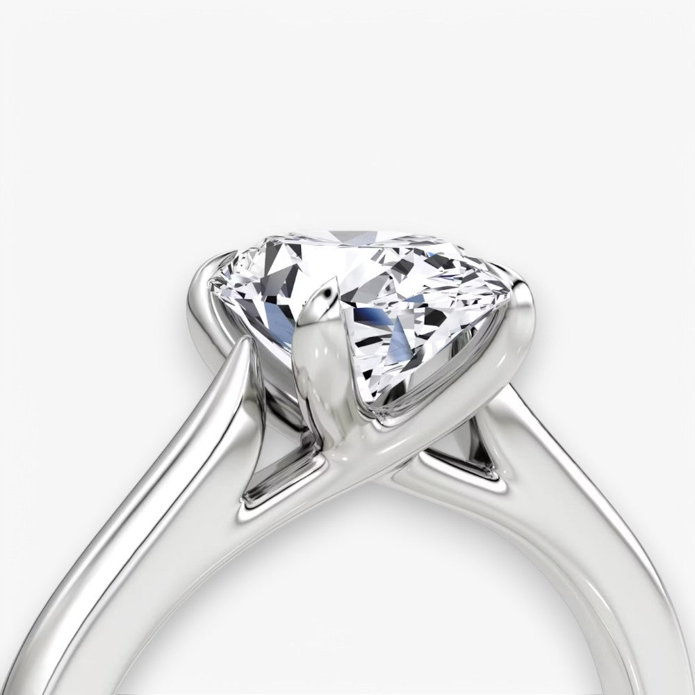 CELINÉ (Oval Platin ohne Pave natürlicher Diamant)