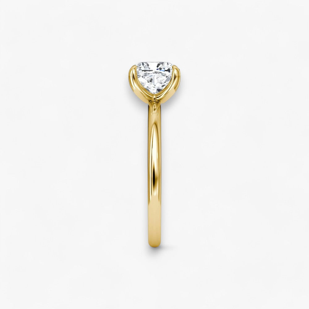 VITRA (Cushion Gelbgold ohne Pave LABGROWN)
