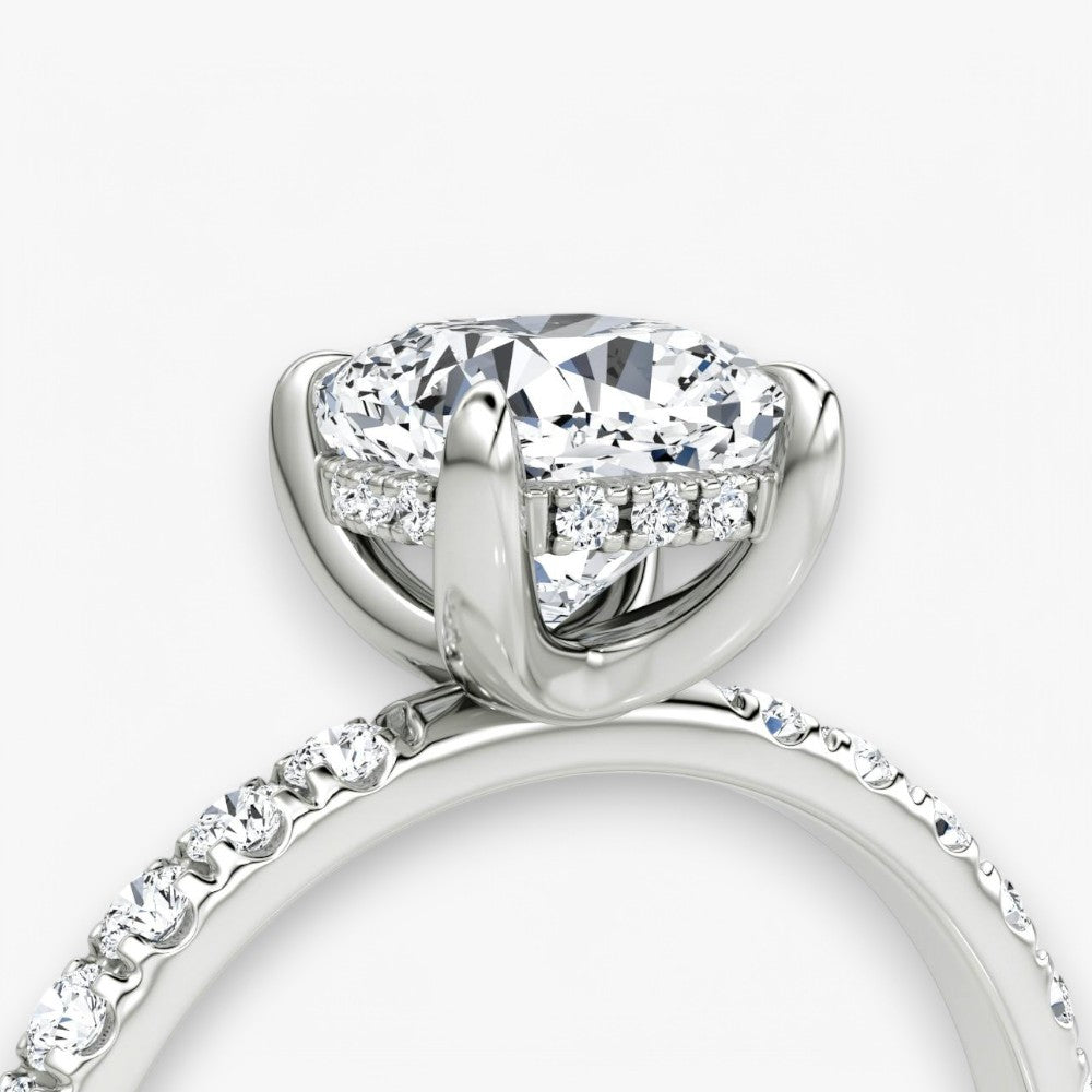 AMOUR (Cushion Platin mit Pave natürlicher Diamant)