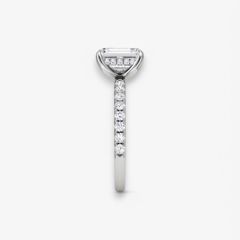 AMOUR (Emerald natural diamond platinum with pave)
