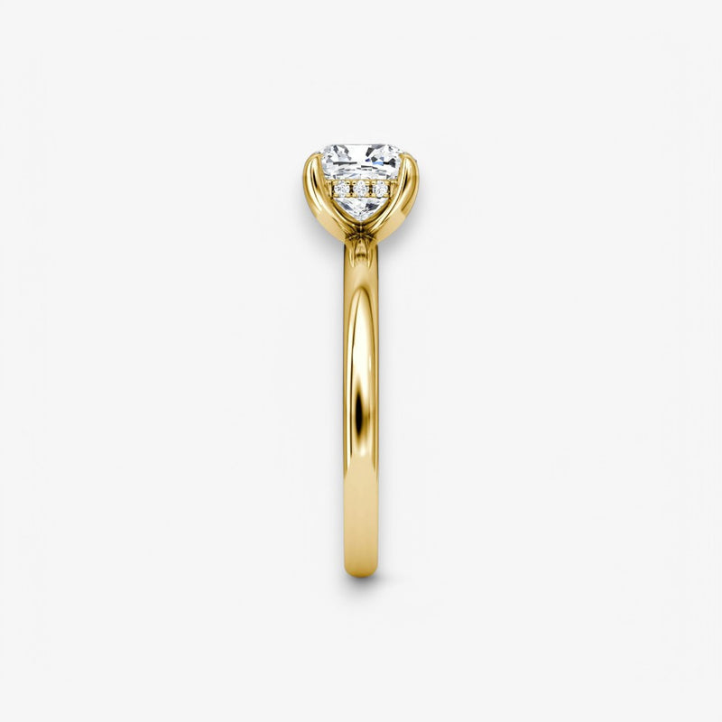 AMOUR (Cushion yellow gold without pave LABGROWN)