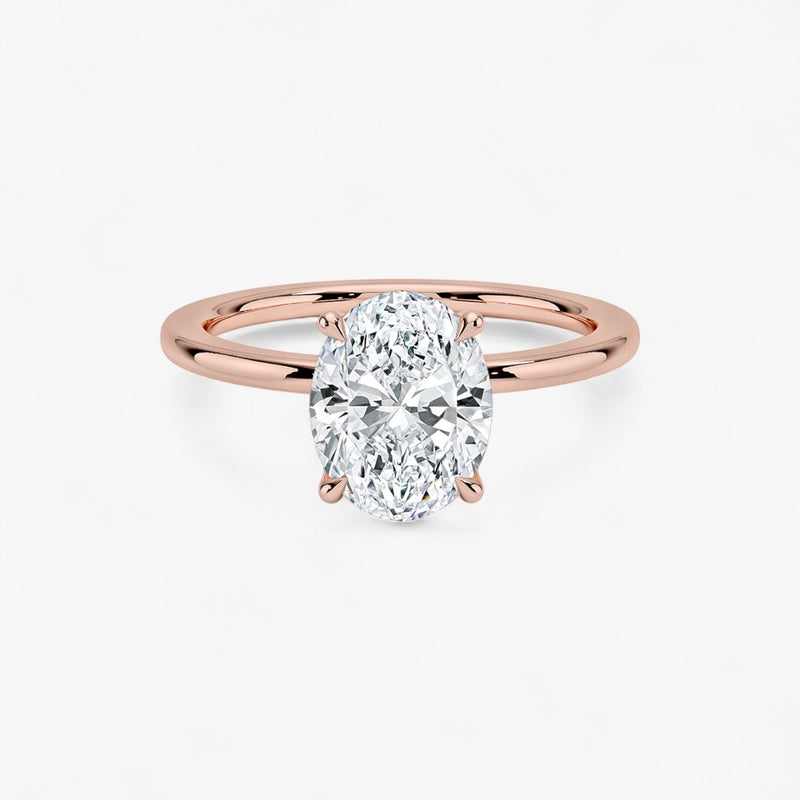 Ovaler Verlobungsring mit 2 Karat Diamant in Roségold – edler Solitär in moderner Fassung, perfekte Wahl für den Verlobungsantrag.