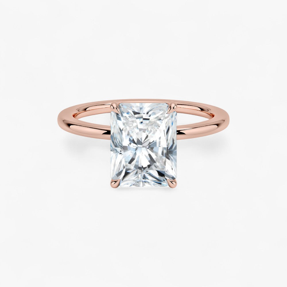 Verlobungsring mit 2 Karat Radiant Cut Diamant in Roségold – moderner Solitär mit rechteckigem Brillantschliff für einen glamourösen Heiratsantrag.