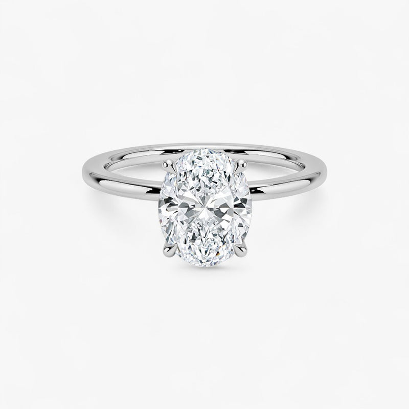 Ovaler Verlobungsring mit 2 Karat Diamant in Weissgold – edler Solitär in moderner Fassung, perfekte Wahl für den Verlobungsantrag.