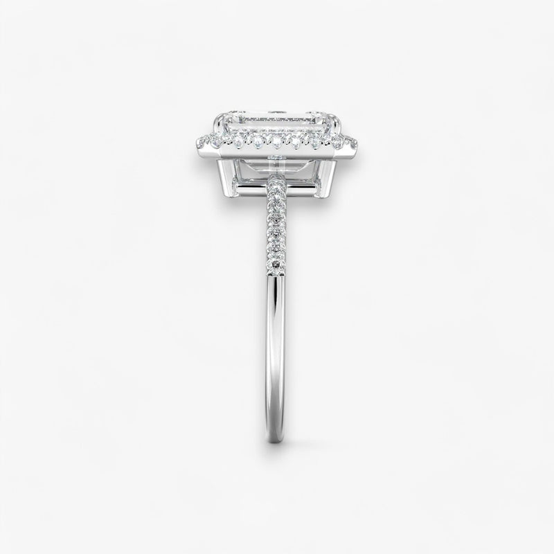 PRESTIGE (Emerald White Gold LABGROWN)