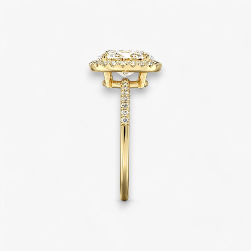 PRESTIGE (Oval Yellow Gold LABGROWN)