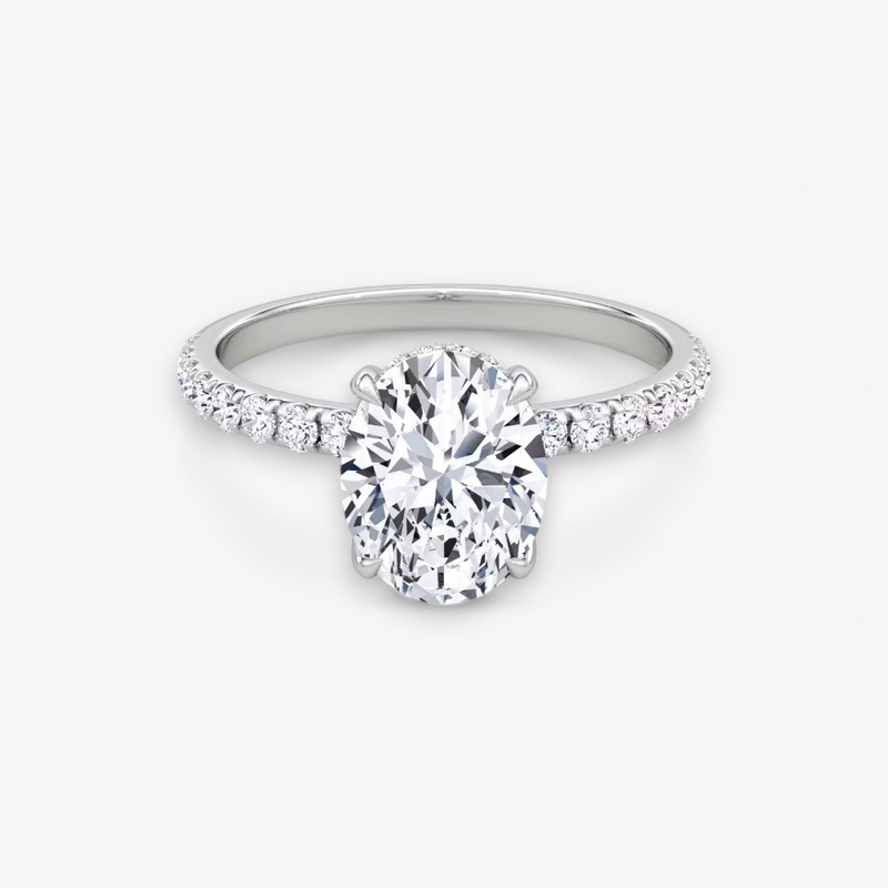 AMOUR (Oval natural diamond platinum with pave)