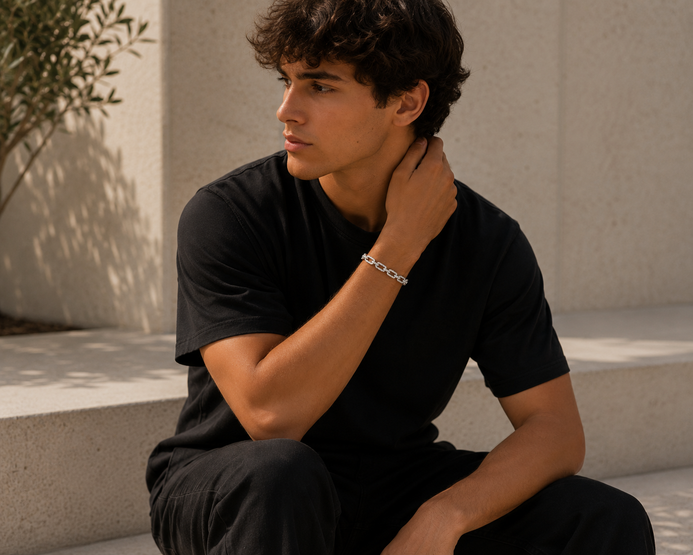 Exklusiv Armband 5E888 in Weißgold – Ansicht des Diamant-Armbands von NÓIR Diamonds