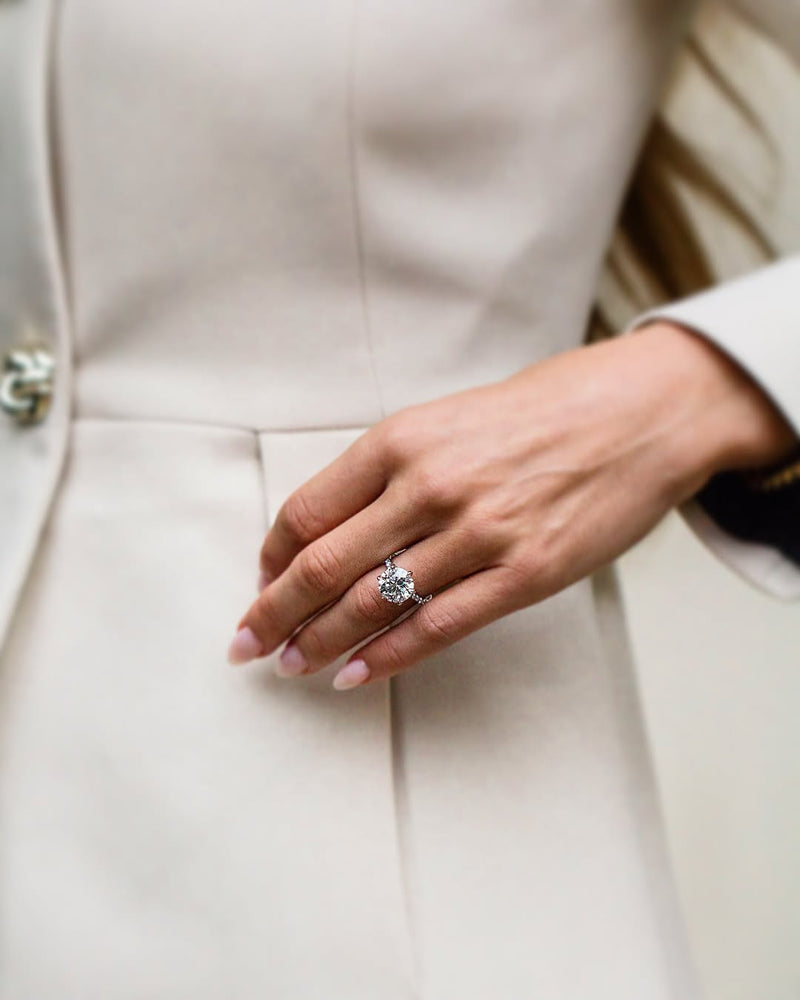 CLAIR (Round White Gold with Pave LABGROWN)