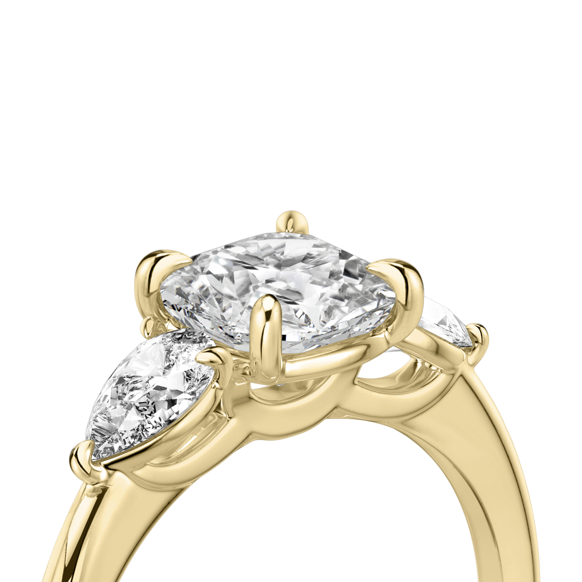 Verlobungsring TRILOGIE, Cushion Gelbgold Lab-Grown-Diamant, Seitensteine Tropfen – Ansicht 5 | NÓIR Diamonds