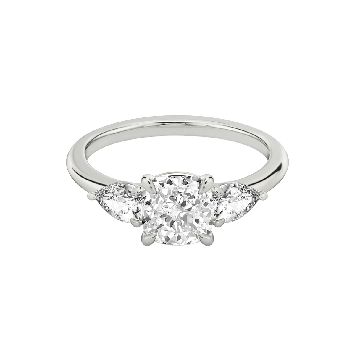 Verlobungsring TRILOGIE, Cushion Platin Lab-Grown-Diamant, Seitensteine Tropfen – Produktansicht | NÓIR Diamonds