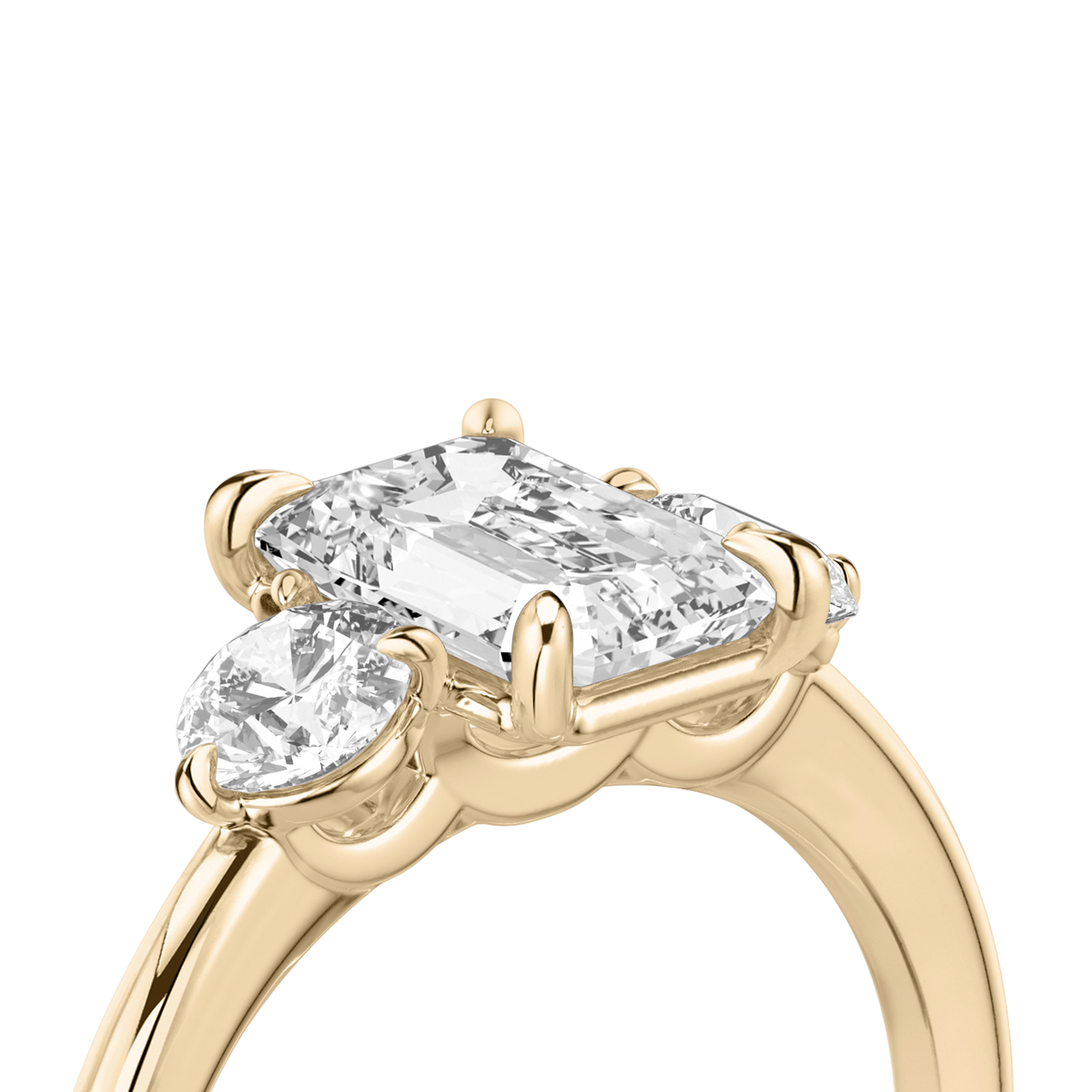 Verlobungsring TRILOGIE, Emerald Rosegold Lab-Grown-Diamant, Seitensteine Rund – Ansicht 5 | NÓIR Diamonds