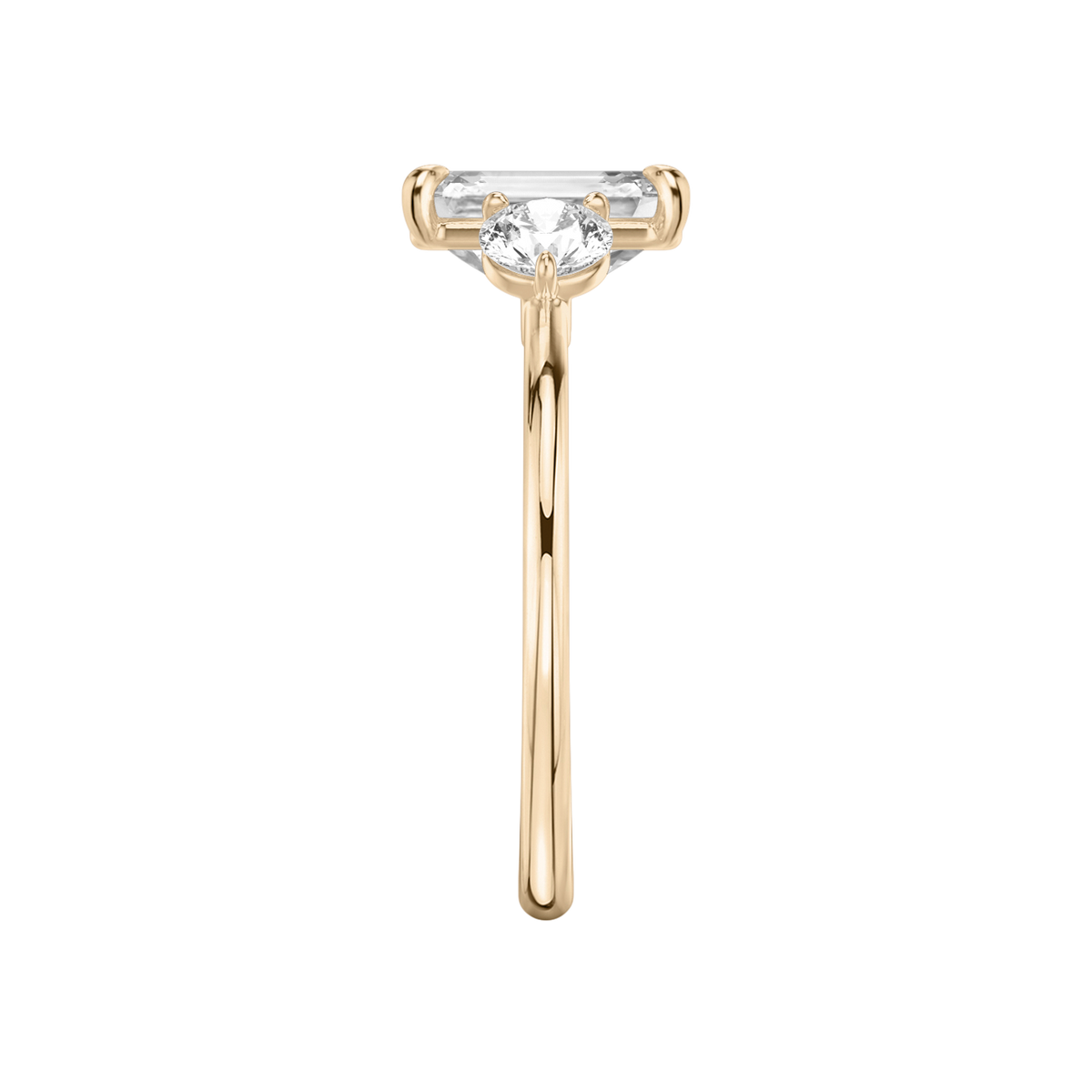 Verlobungsring TRILOGIE, Emerald Rosegold Lab-Grown-Diamant, Seitensteine Rund – Ansicht 4 | NÓIR Diamonds