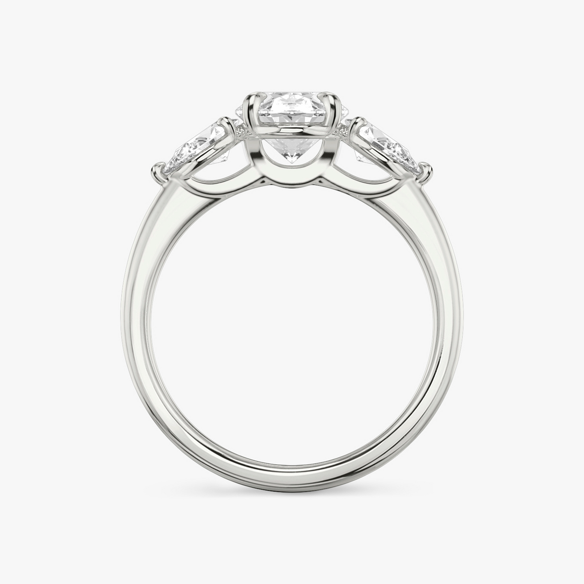 Verlobungsring TRILOGIE, Oval Weissgold Lab-Grown-Diamant, Seitensteine Tropfen – Ansicht 3 | NÓIR Diamonds