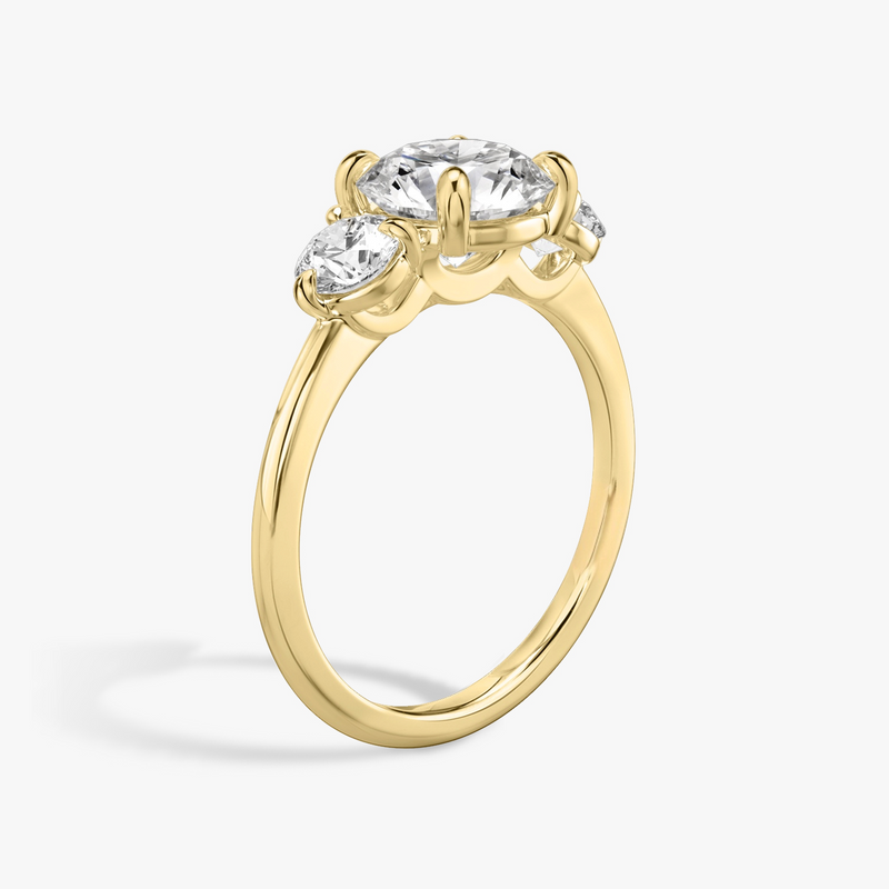 Verlobungsring TRILOGIE, Rund Gelbgold Lab-Grown-Diamant, Seitensteine Rund – Ansicht 2 | NÓIR Diamonds