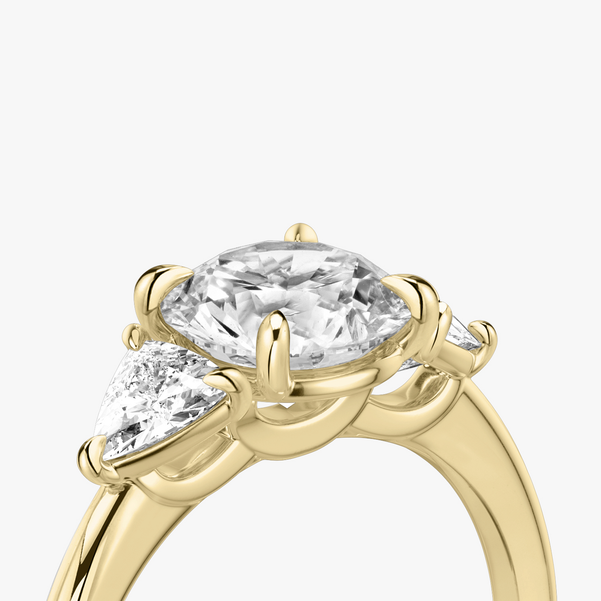 Verlobungsring TRILOGIE, Rund Gelbgold natürliche Diamanten, Seitensteine Trillant – Ansicht 5 | NÓIR Diamonds