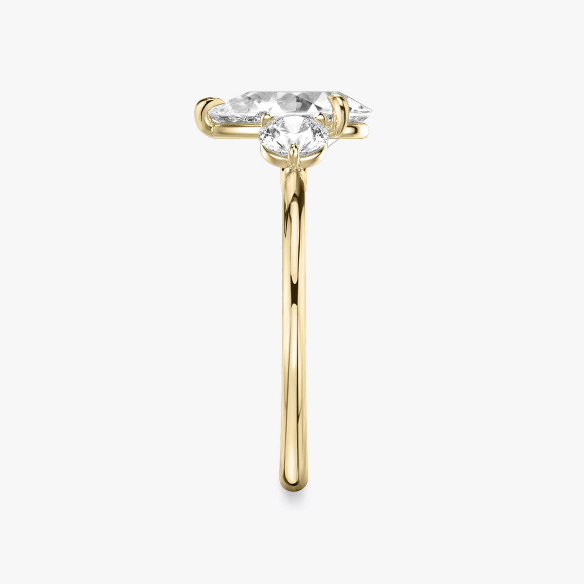 Verlobungsring TRILOGIE, Tropfen Gelbgold Lab-Grown-Diamant, Seitensteine Rund – Ansicht 4 | NÓIR Diamonds
