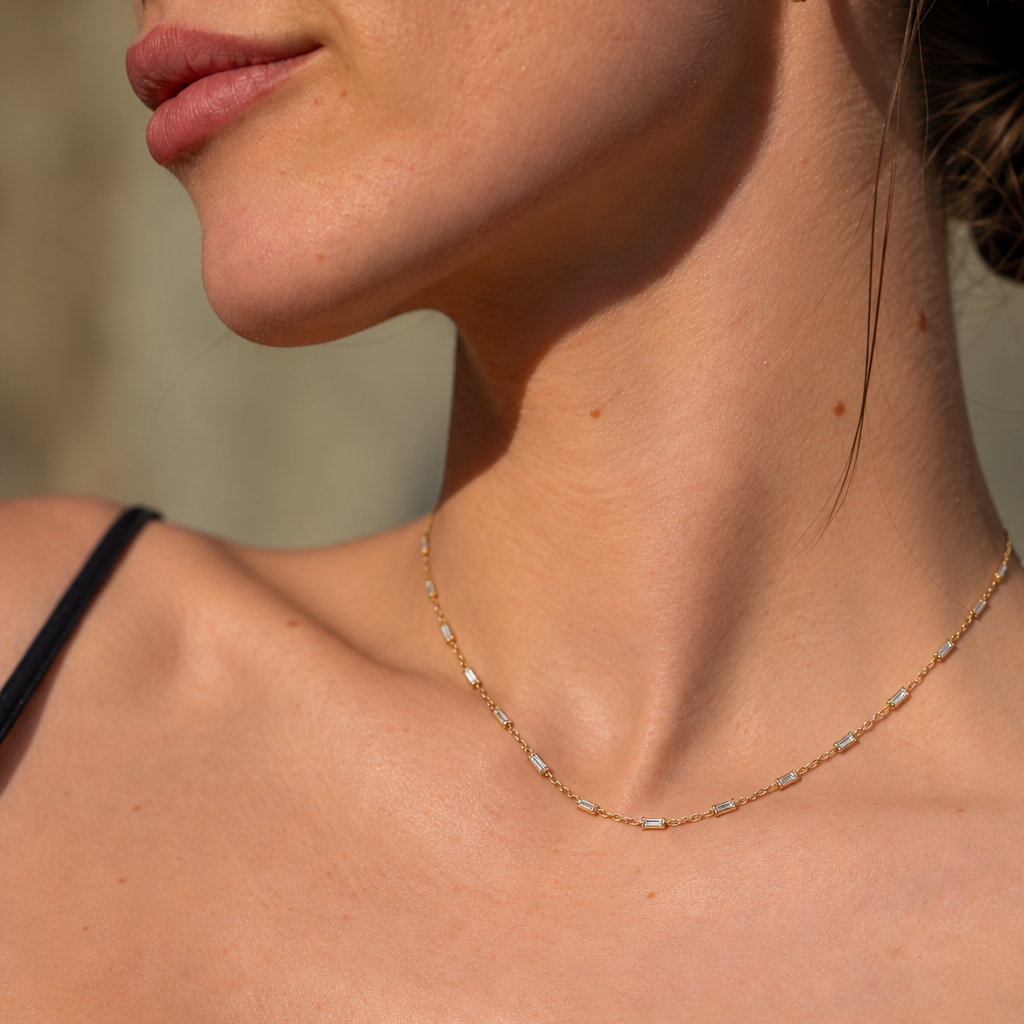 Tenniscollier Collier RIVIÈRE Baguette in Gelbgold – Ansicht 2 | NÓIR Diamonds