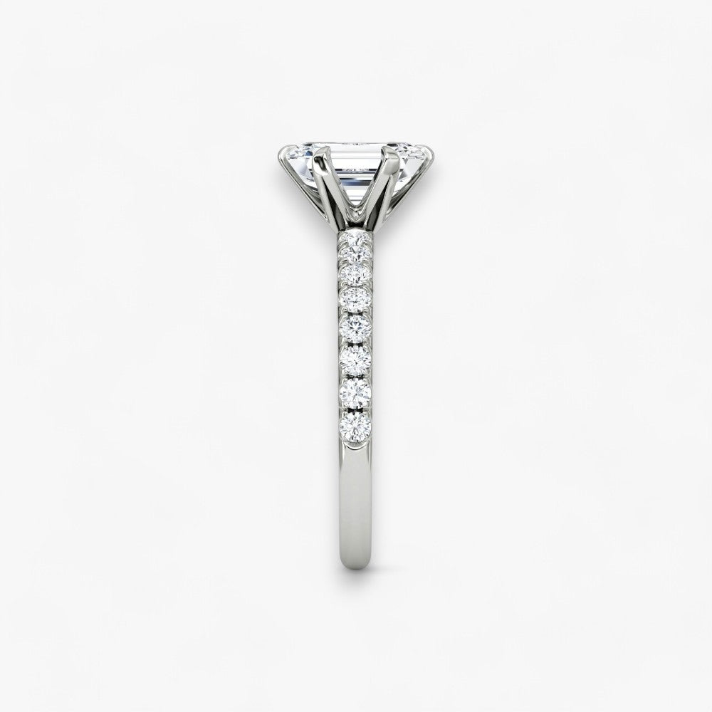 CLAIR (Emerald Weissgold mit Pave LABGROWN)