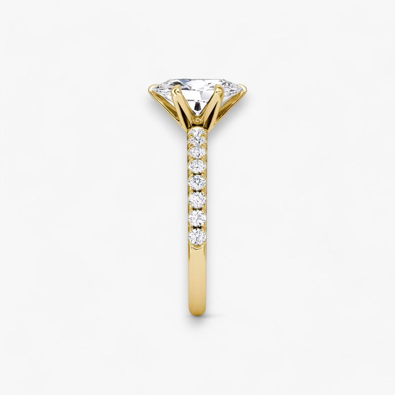 CLAIR (Oval Yellow Gold with Pave LABGROWN)