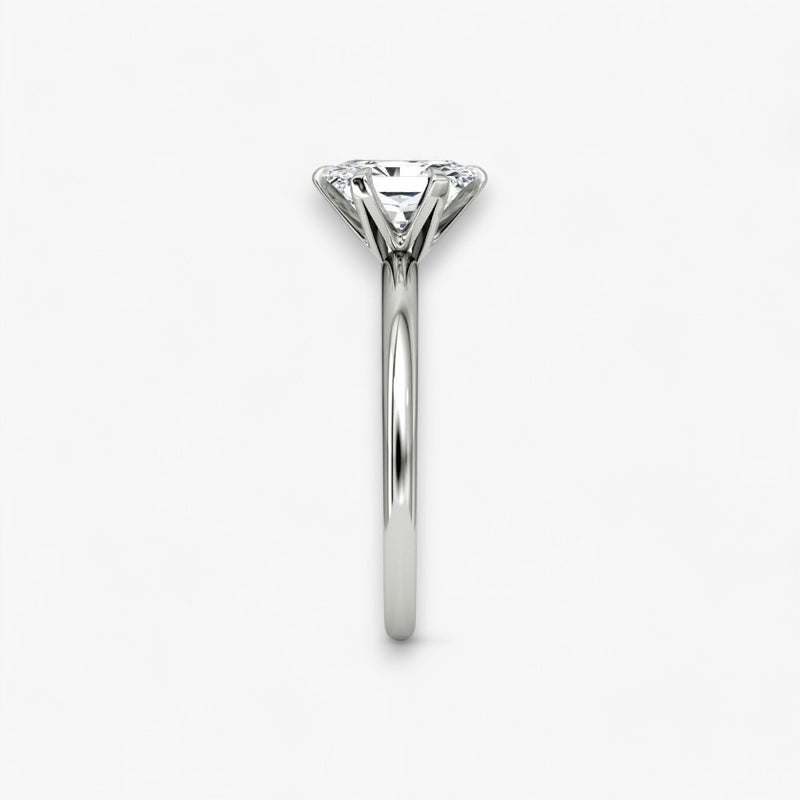 CLAIR (Radiant natural diamond platinum without pave)