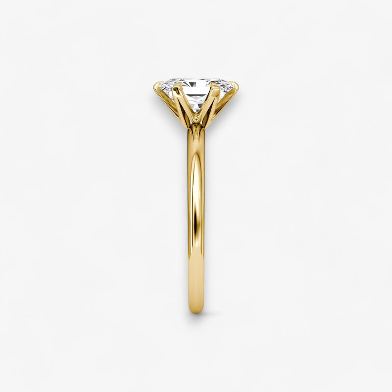 CLAIR (Radiant natural diamond yellow gold without pave)