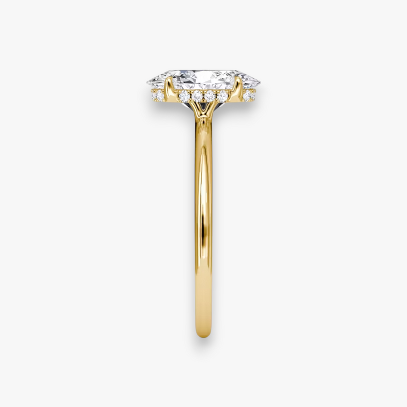 AMOUR (Oval Yellow Gold without Pave LABGROWN)