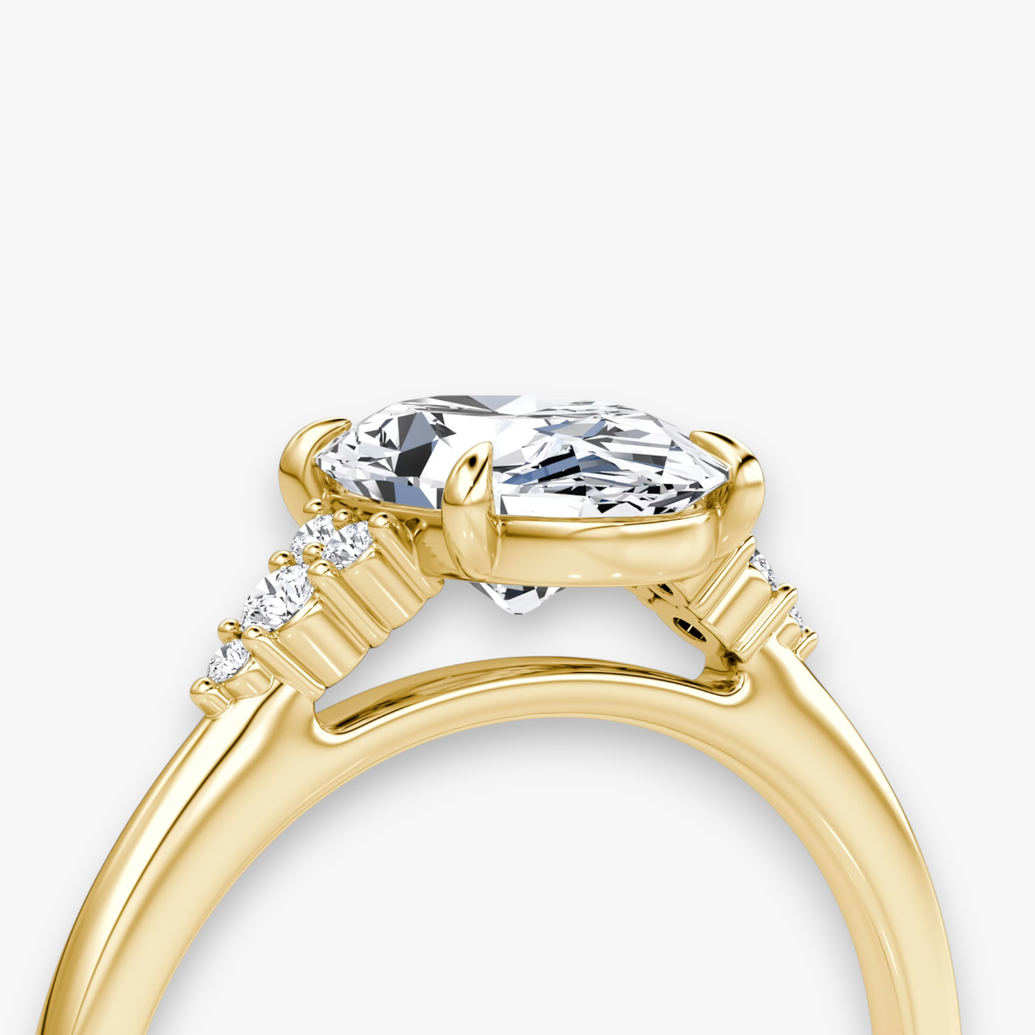 FLEUR (Oval Gelbgold LABGROWN)