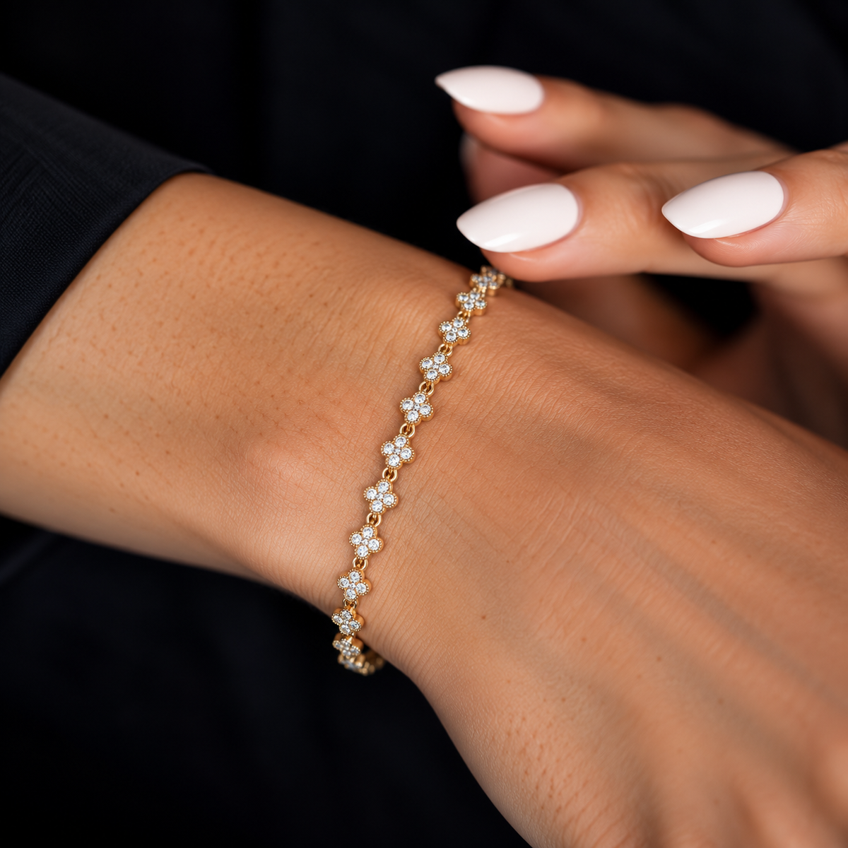 Illusion Armband TRÈFLE Ligne in Gelbgold – Ansicht 2 | NÓIR Diamonds